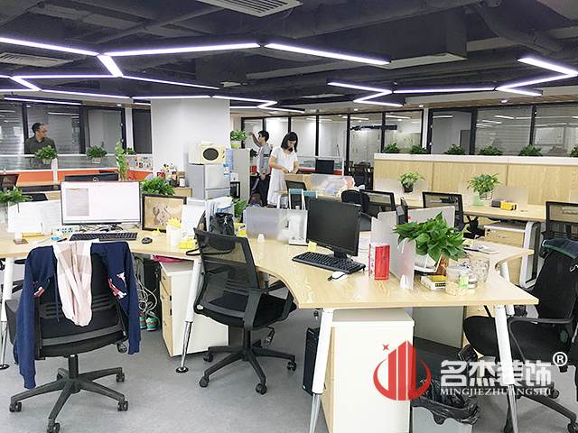 办公室粉色视频WWW在线观看完工照.jpg