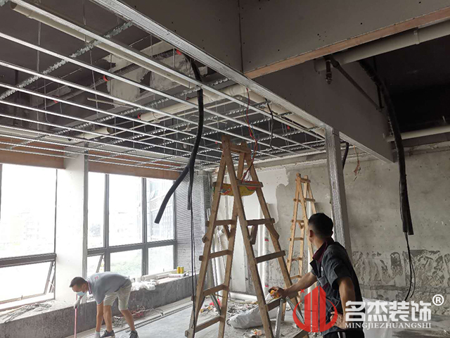 办公室粉色视频WWW在线观看