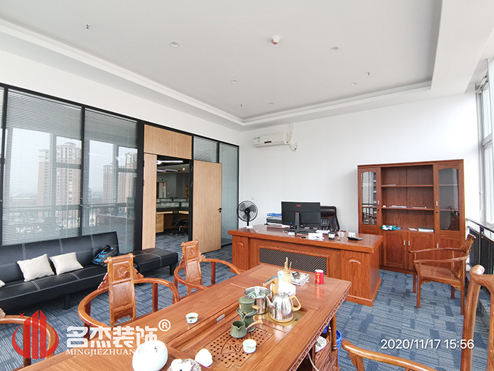 办公室粉色视频WWW在线观看