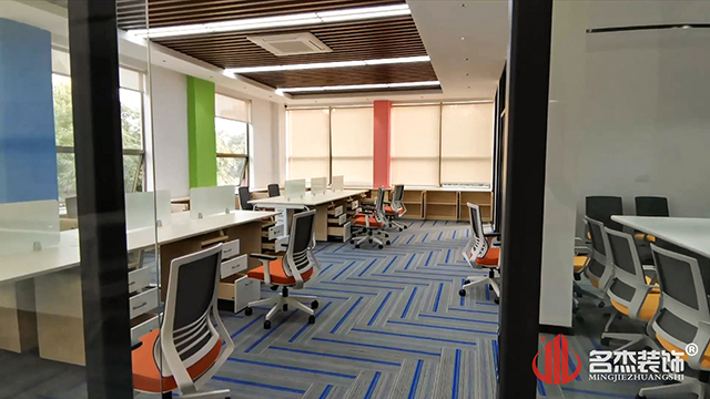 办公室粉色视频WWW在线观看