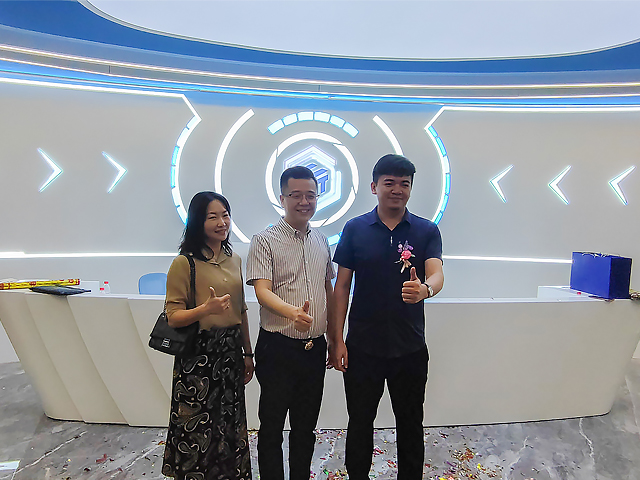 广州办公室粉色视频WWW在线观看设计